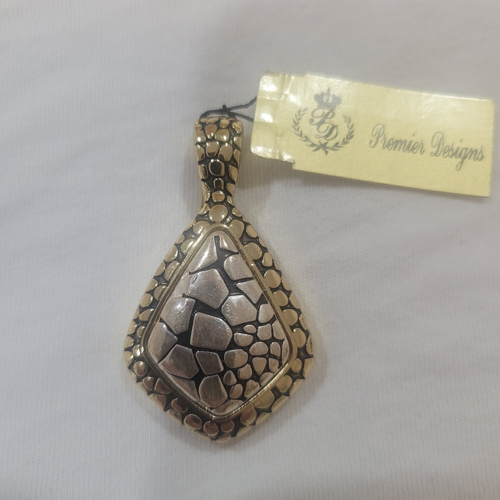 Premier Designs Gold and Silver Reptile Pendant